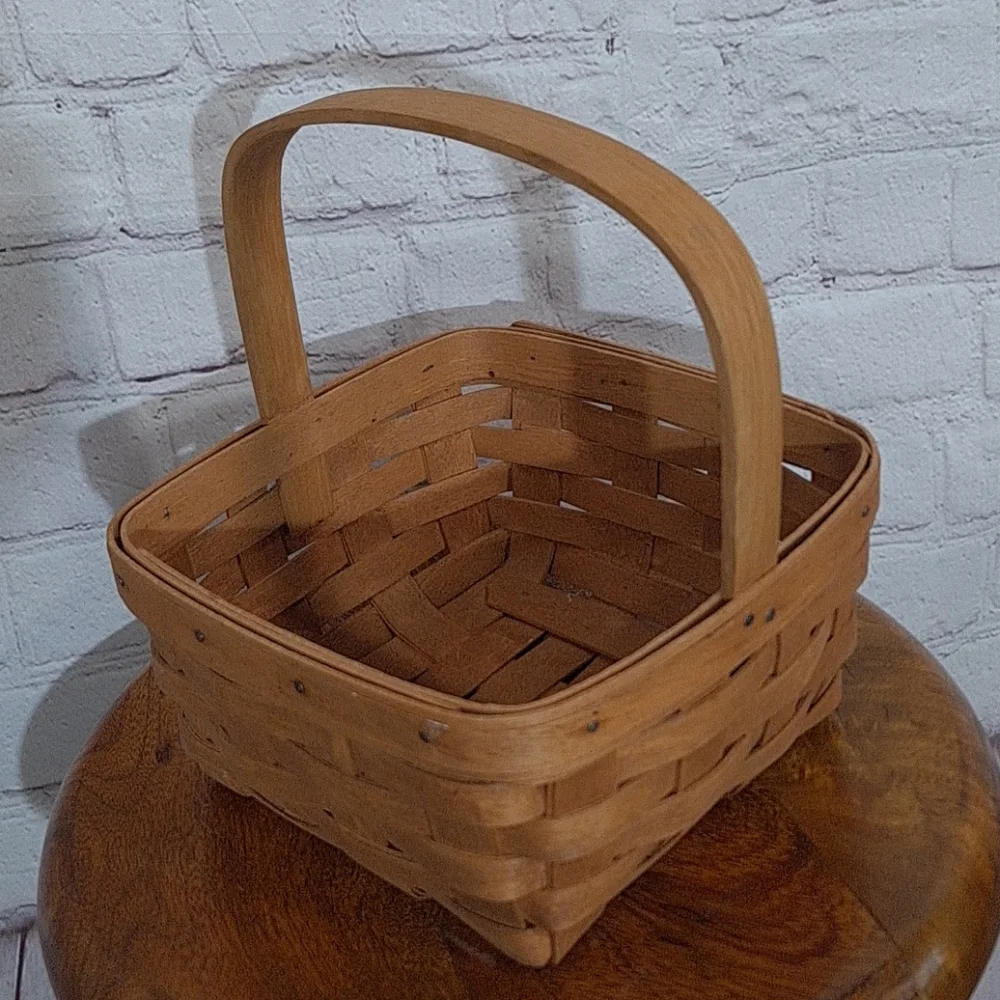 Longaberger Medium Square Handled Egg Basket